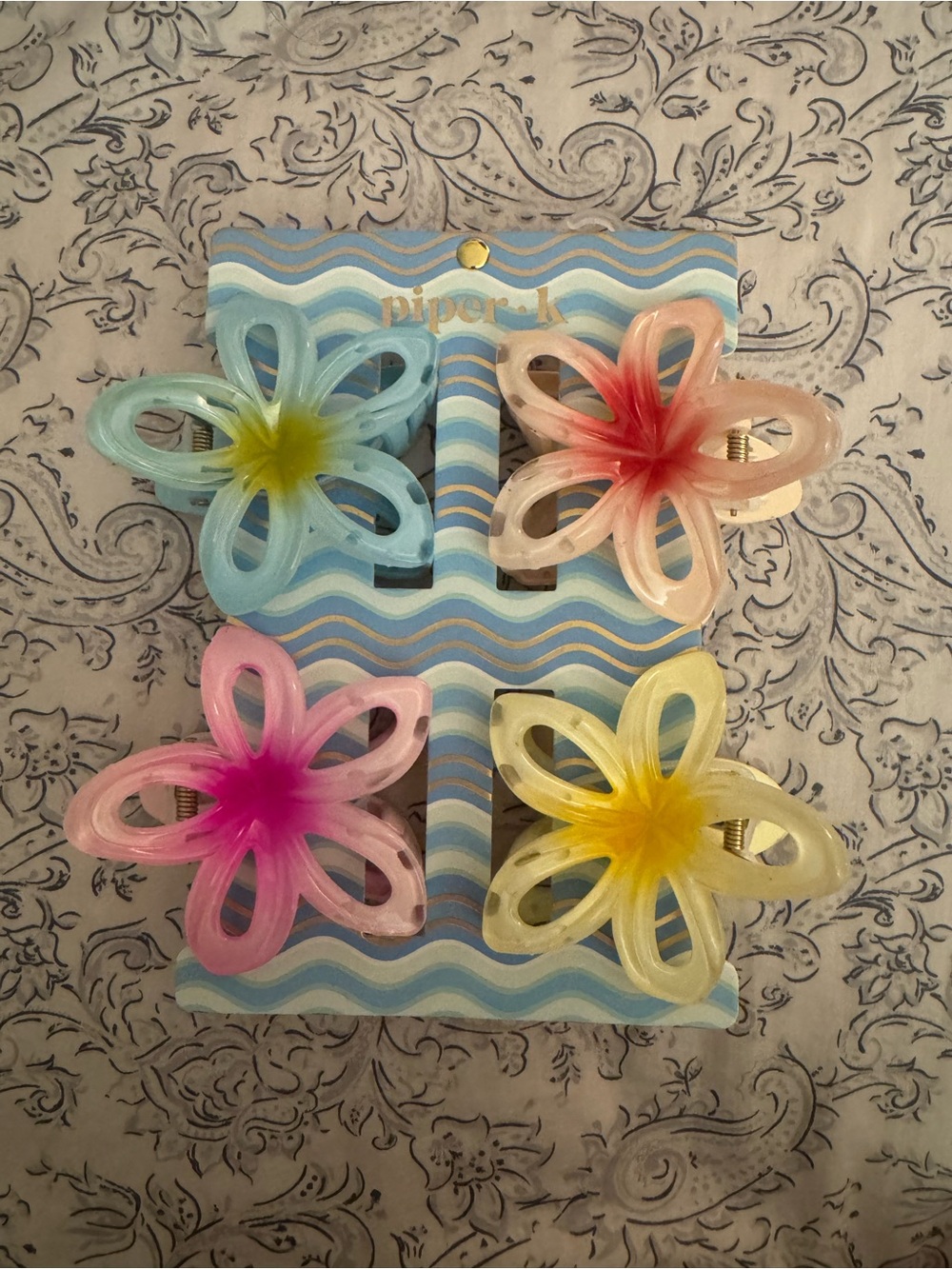 Piper K Pack of 4 Floral Claw Clips